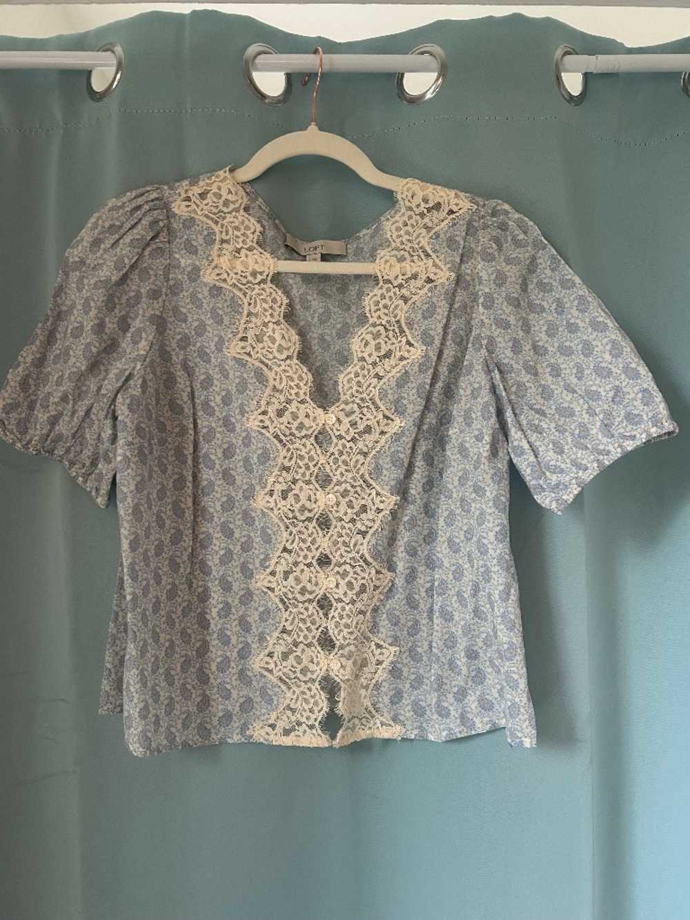 LOFT Blue Paisley Lace Trim Puff Sleeve Blouse